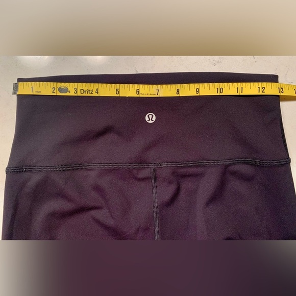 Lululemon Fierce 45 High Waisted Leggings - Size 8 - Picture 5 of 7